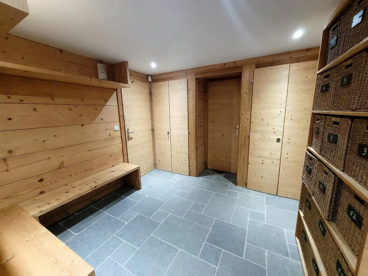 Superbe Chalet Avec Piscine Et Hammam A 50M Des Pistes - Fr-1-598-27 Villa Les Gets 0*,  France